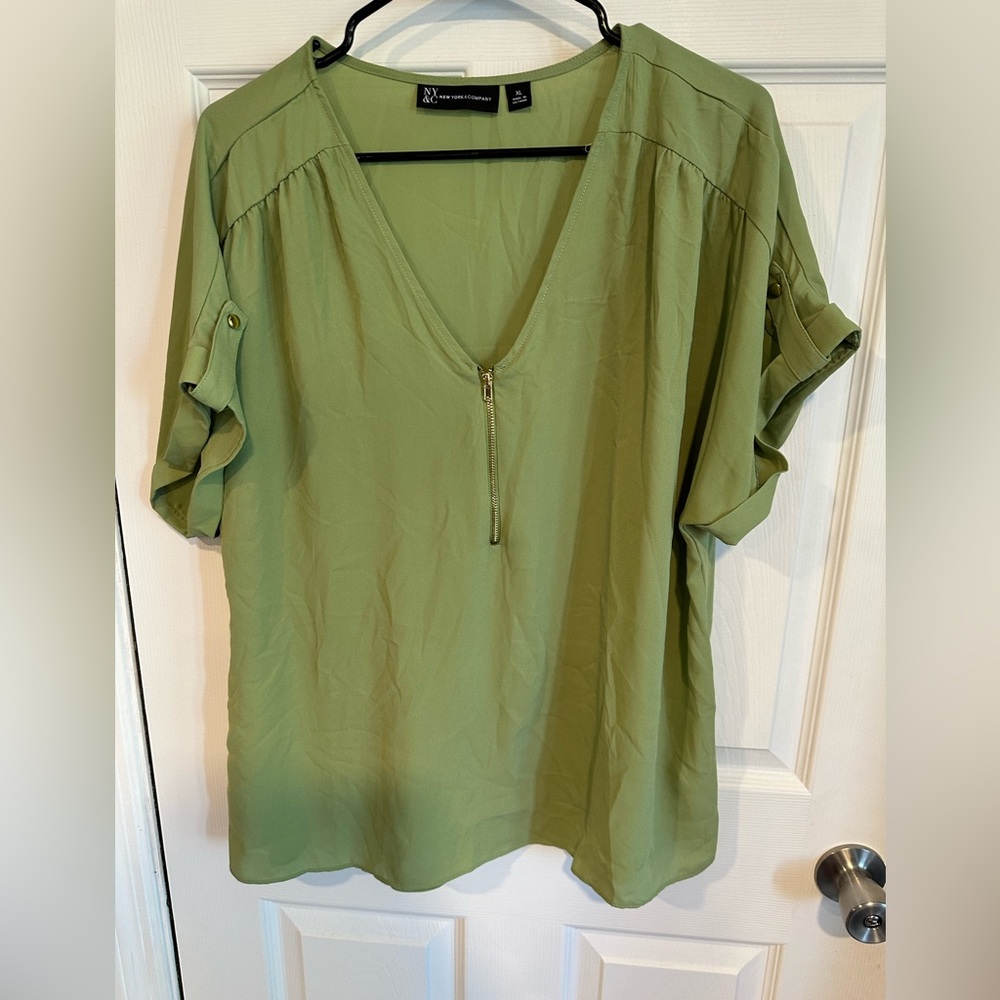 New York & Company Zipper Blouse